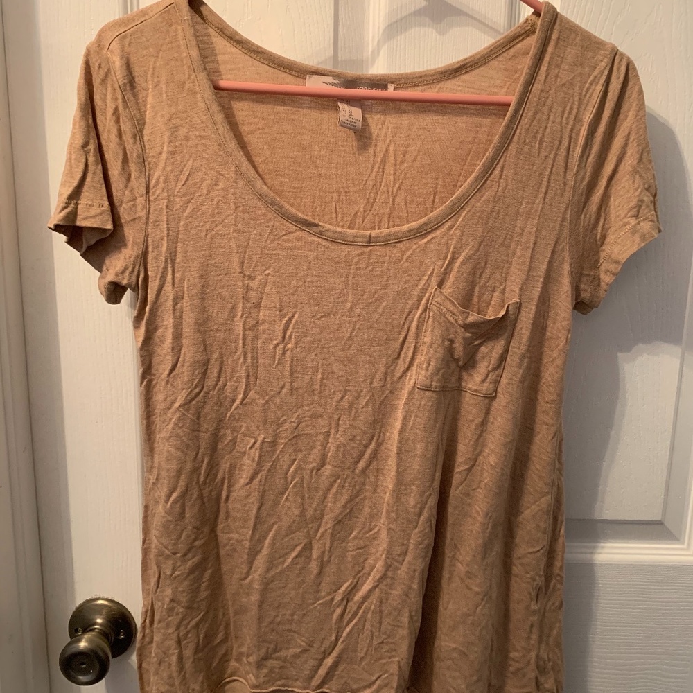 Forever 21 Tee Shirt